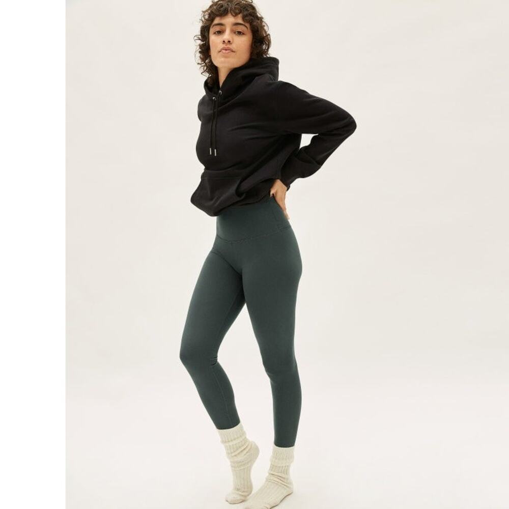 Everlane Perform Leggings